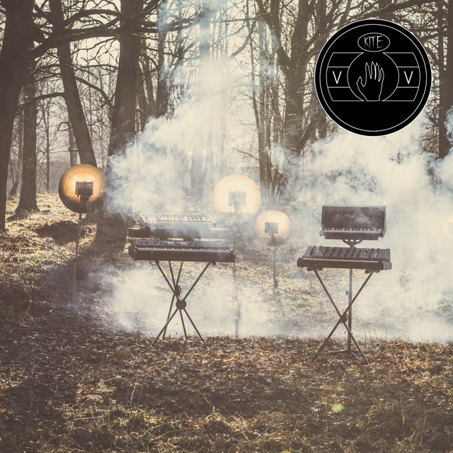SSS album-1NjAT9AtZgwgzzHtekfjeH cover