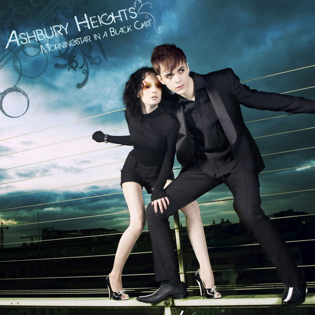 SSS album-1iLlXOMyyjq64j0K3UgSJe cover